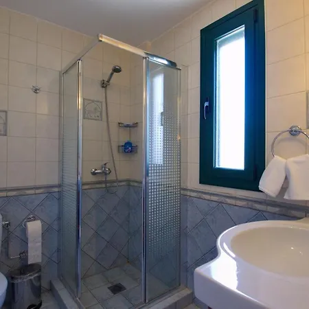 Sleeps 4